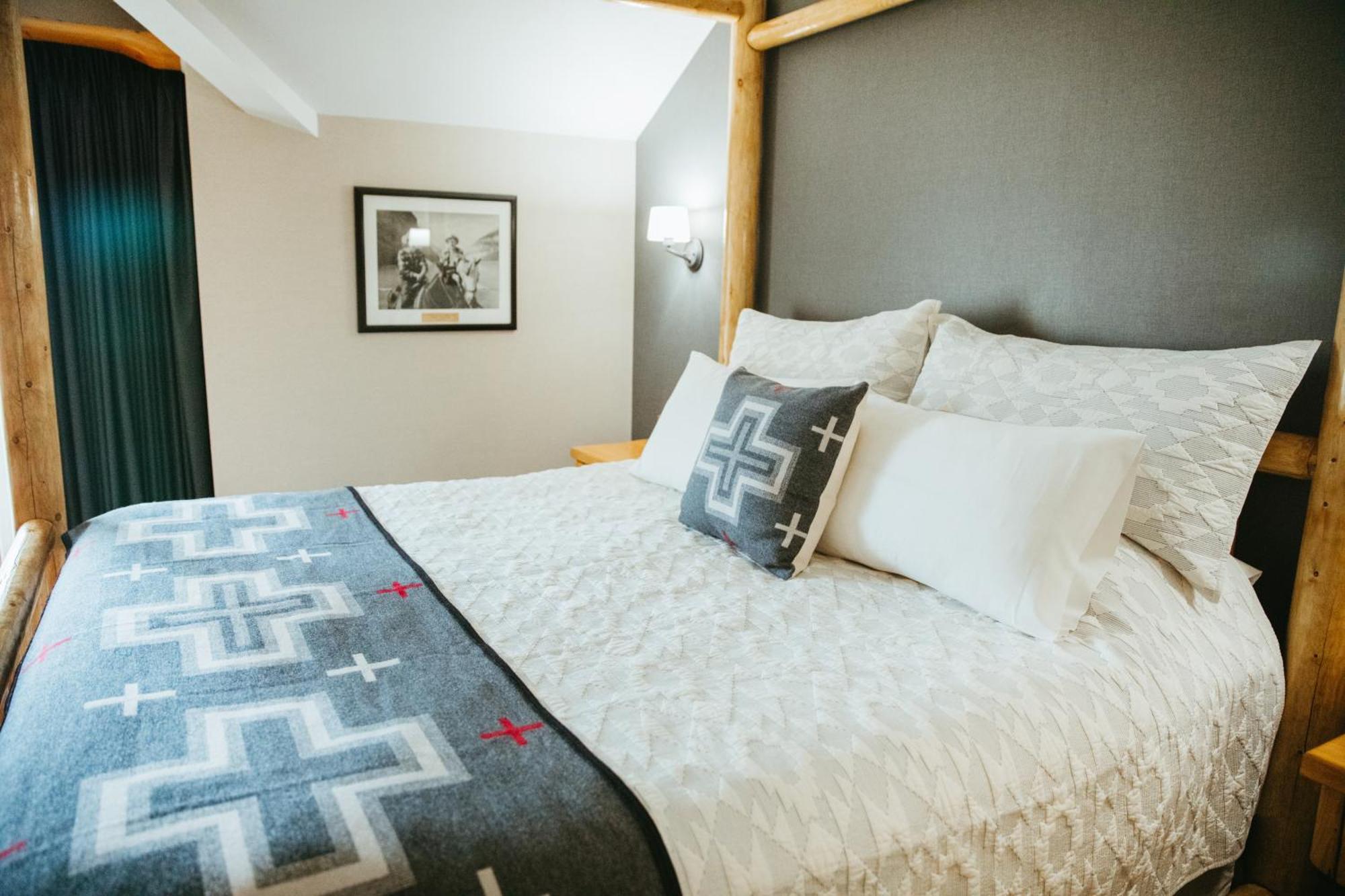 Brewster Mountain Lodge Banff Zewnętrze zdjęcie