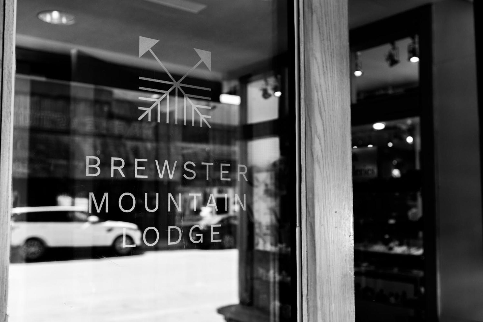 Brewster Mountain Lodge Banff Zewnętrze zdjęcie