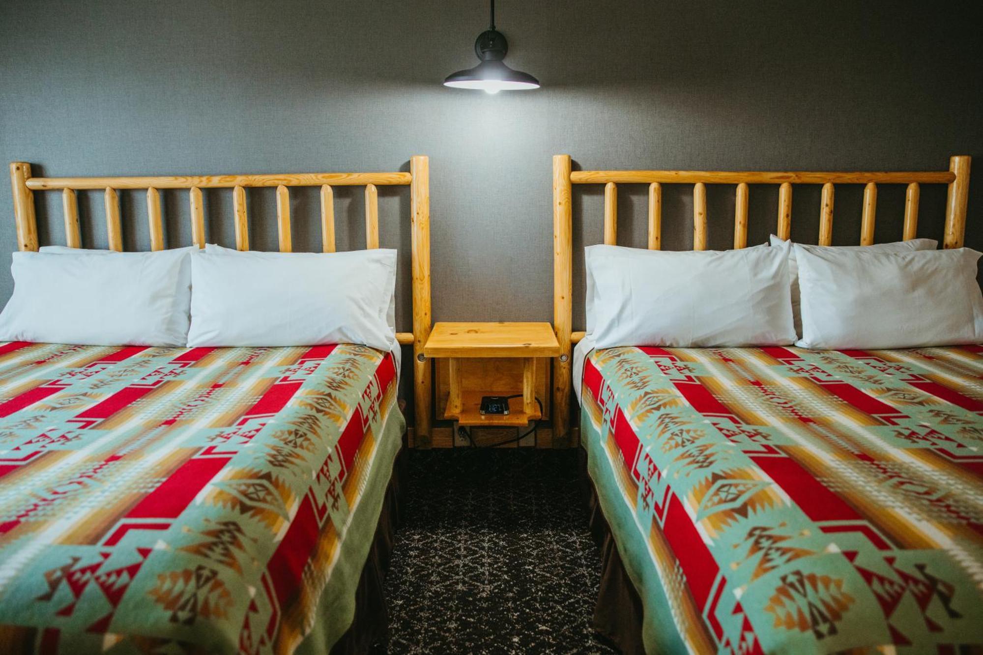 Brewster Mountain Lodge Banff Zewnętrze zdjęcie